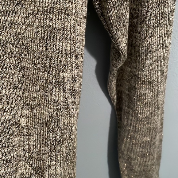 The Classic top. Size small NWT - Picture 7 of 13